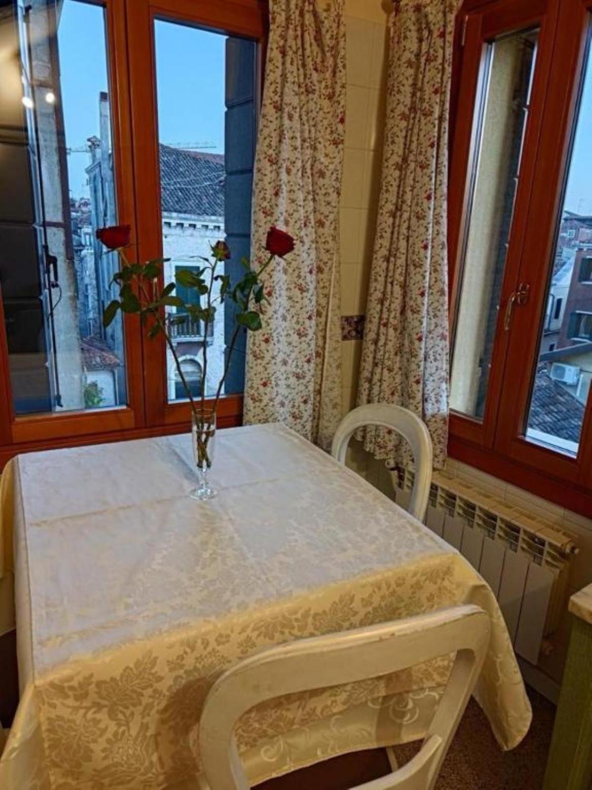 דירות ונציה Emanuela'S Flat מראה חיצוני תמונה